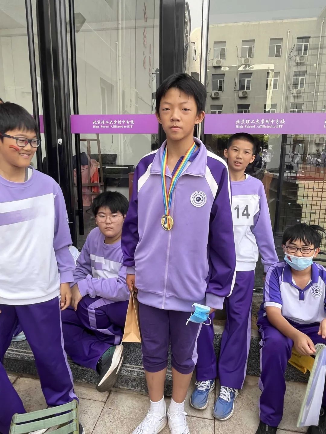 关于来自科特迪瓦的田径选手获奖的信息